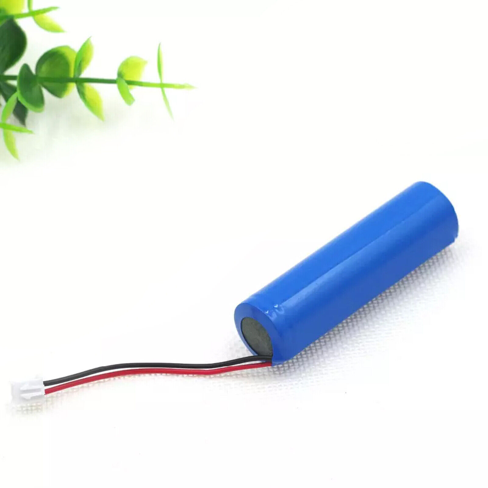 18650 3.7V 2200mAh Batería recargable de iones de litio Acumulador Altavoz Bluetooth Luz LED de pesca (also conocido como 4.2V)
