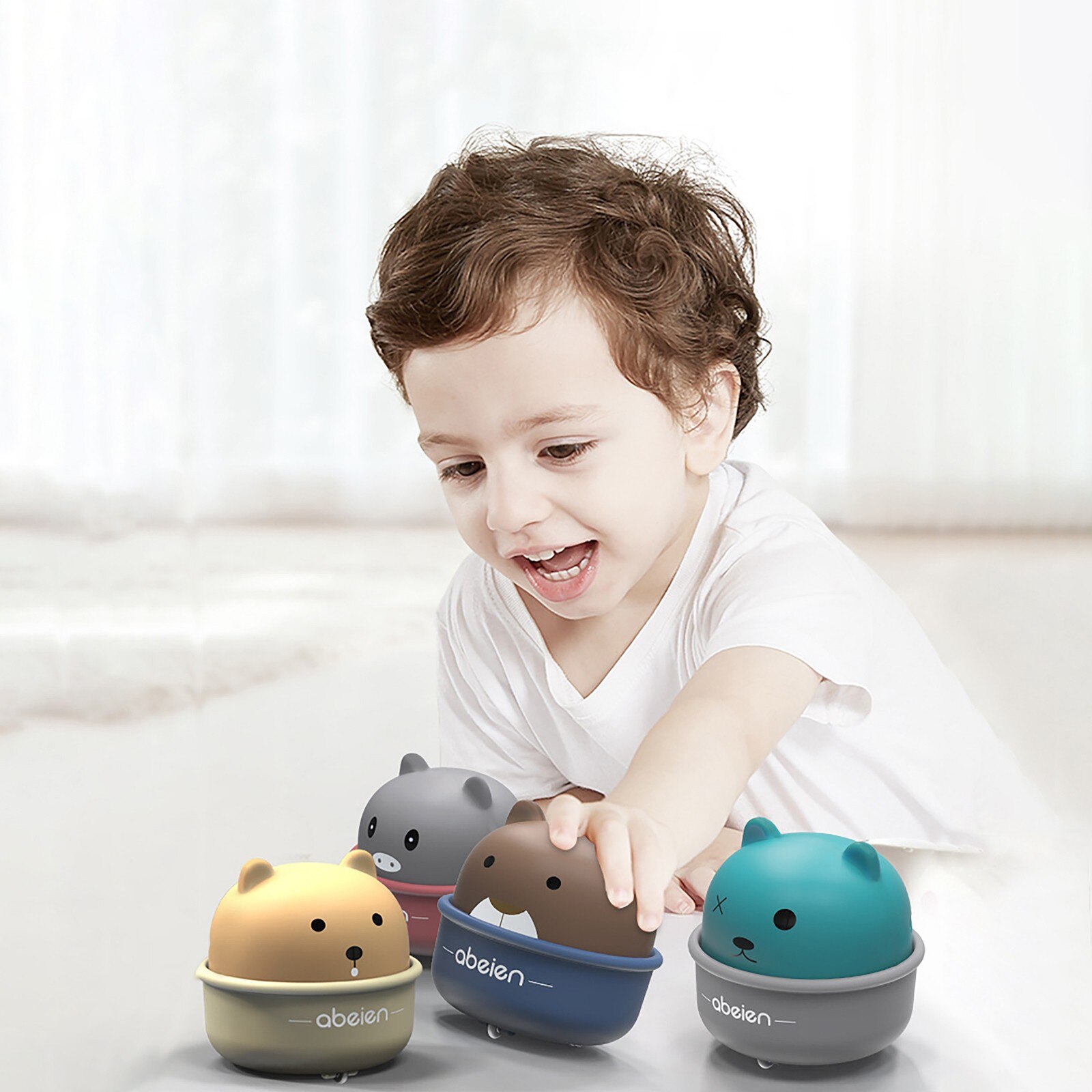 Mini Baby Speelgoed Auto Wind Up Cartoon Dier Speelgoed Druk En Gaan Voertuigen Voor 1-4 Jaar oude Kind Clockwork Fidget Speelgoed