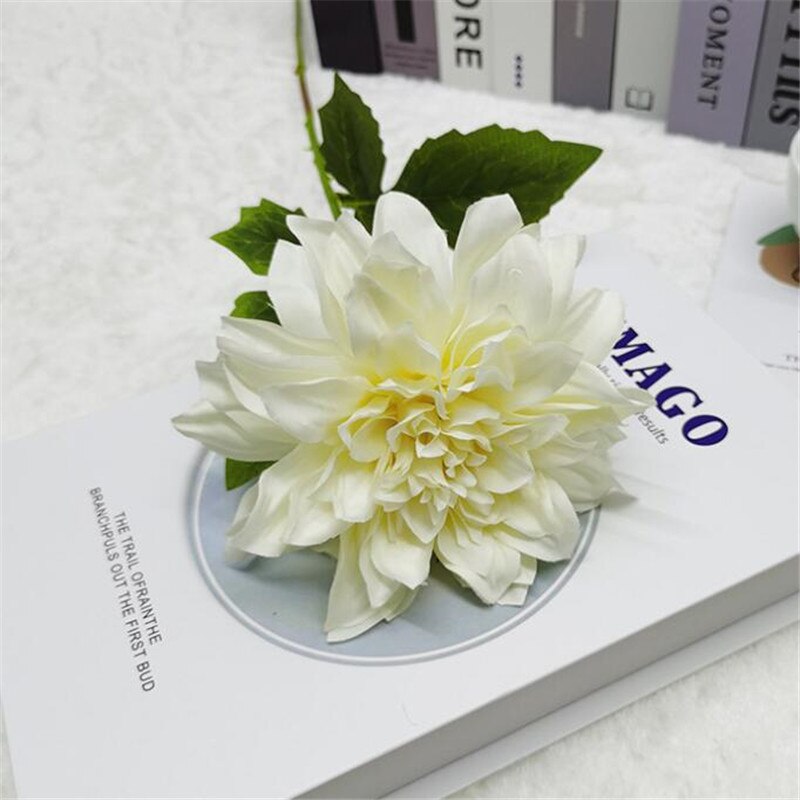 Gerbera de tallo único de seda Artificial, 11 piezas, para decoración de pared de en casa, 24 pulgadas: Blanco lechoso