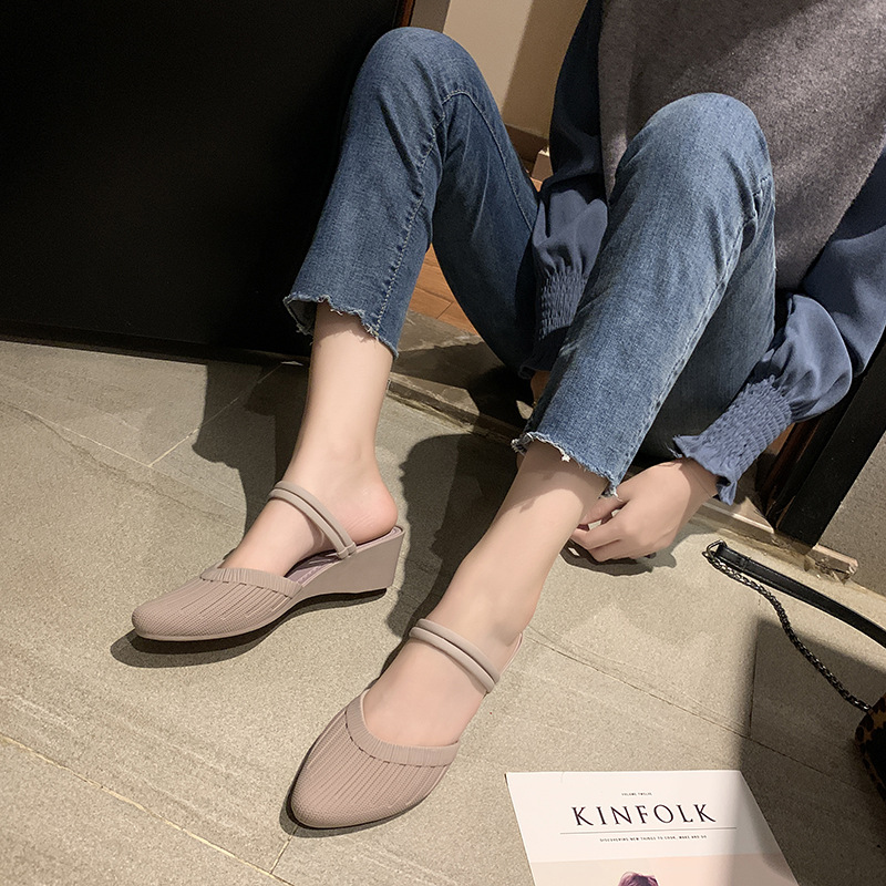 Lenteproducten sandalen met dubbele functie, veelzijdige, schuine hak, gesloten teen, kunststof antislip jelly damessandalen