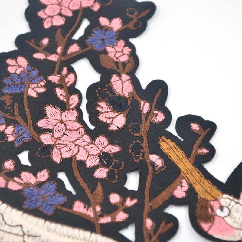 1 set Crane Wing Embroidered Badge Iron on Sew on Patch for Clothes Jackets Jeans Backpack Caps