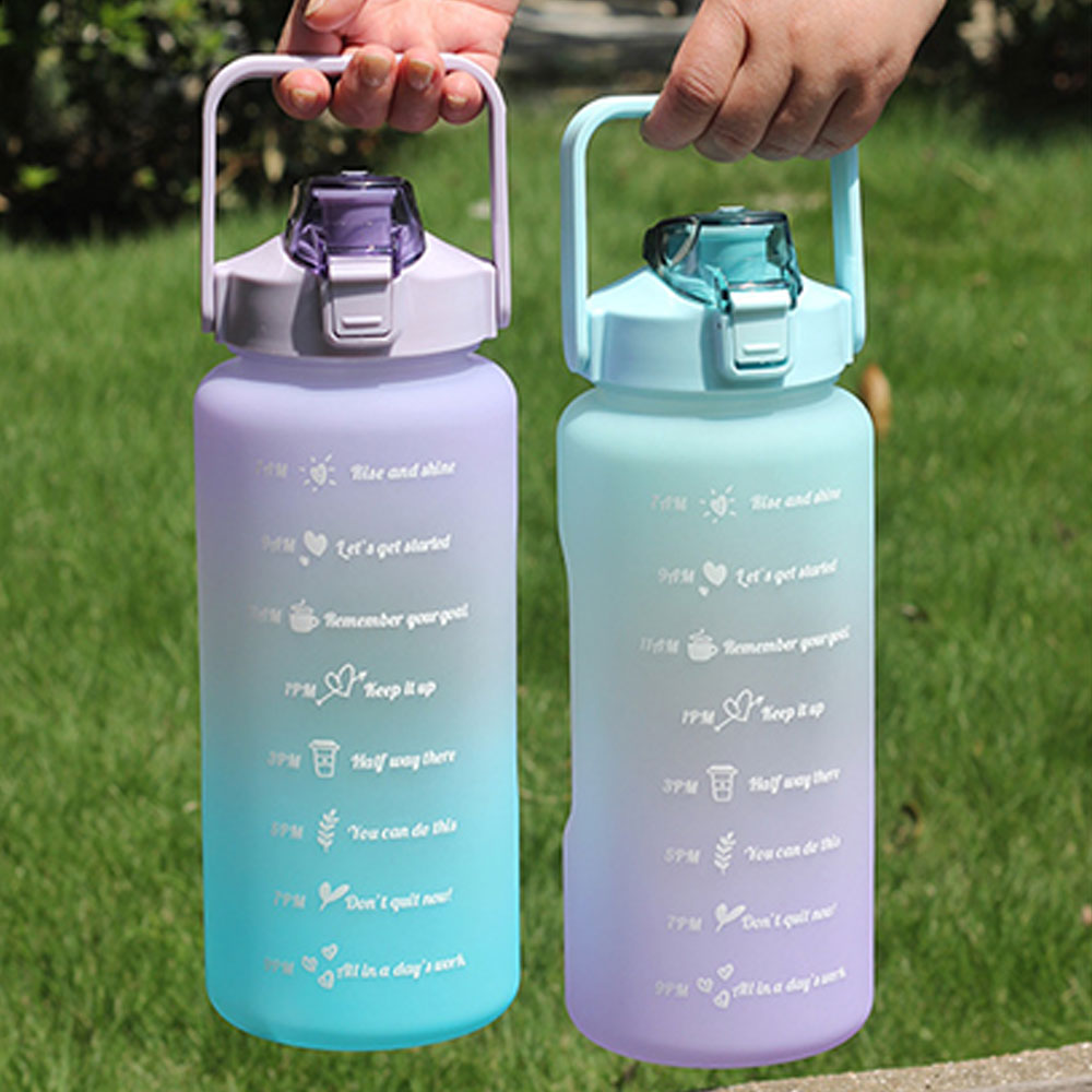 Butelka wody 2L o dużej pojemności zdatność trening plastikowy kubek odkryty kemping butelka robić picia wody gradient sportowy kubek na wodę