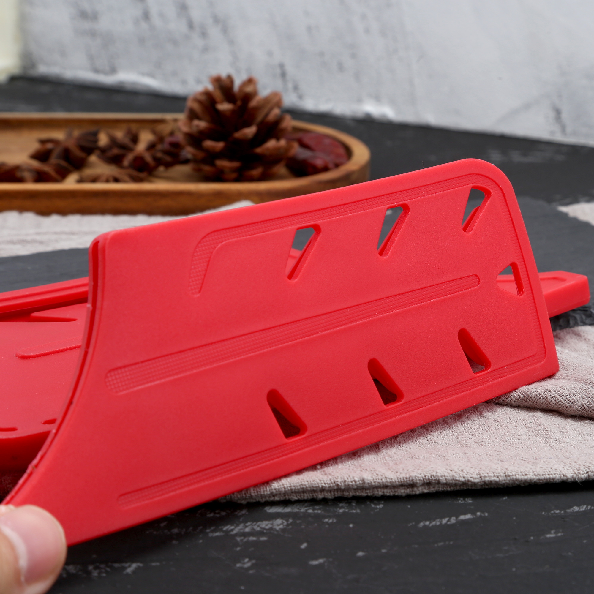 9pcs Knife Sheath PP Material Knife Coves Kitchen Knives Edge Guard Protective Case Knife Sleeves for Chef Slicing Bread Knives