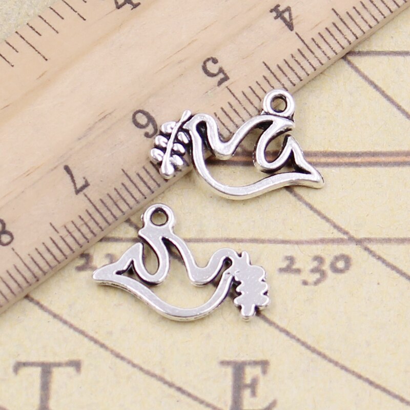 30Pcs Charms Vredesduif Olijf 20X13Mm Tibetaanse Brons Zilver Kleur Hangers Antieke Sieraden Maken Diy Handgemaakte craft: Antique Silver Plated