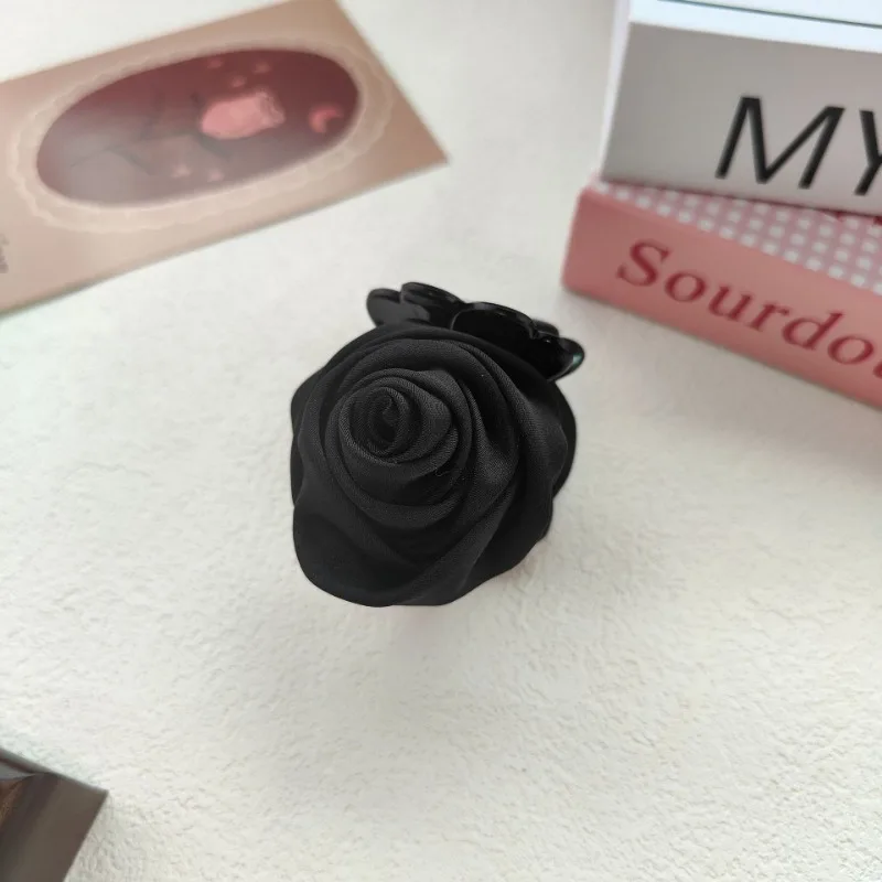 Pinzas en forma de garra para el pelo con flor de Rosa doble francesa para mujeres y niñas, accesorios para el pelo de tiburón hechos a mano de tela sólida satinada Vintage, nuevos