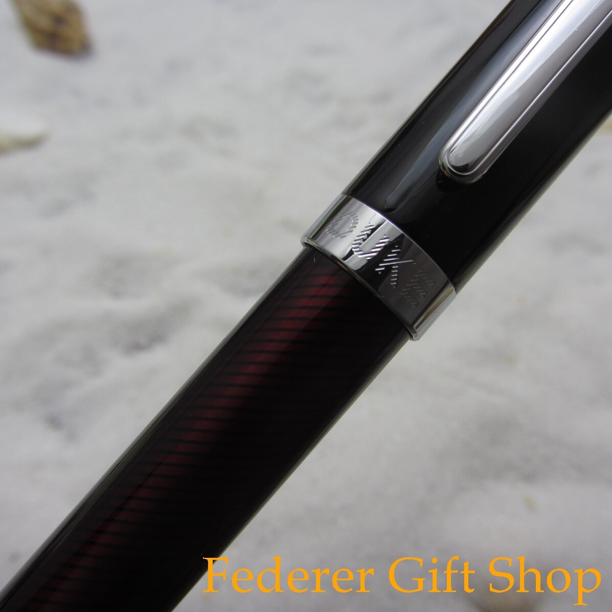 Duke D98 pluma estilográfica negra de fibra de carbono, Clip de plumín mediano y plateado, lapicero de tinta de metal de 3 colores opcional