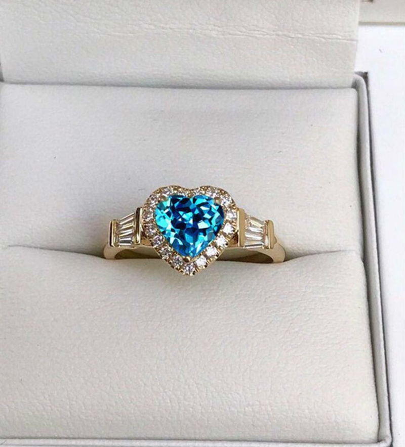 Elegante Edle Gold Farbe Herz Ring für Frauen Eingelegten Weißen Zirkon Steine Hochzeit Ringe Braut Engagement Schmuck
