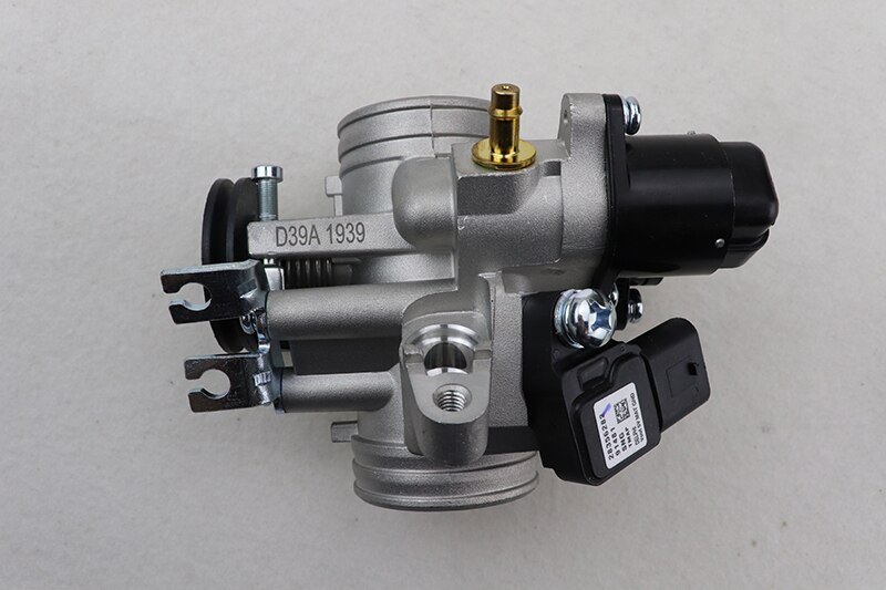 LOREADA-cuerpo de acelerador Original para motocicleta, 125CC, 150CC, con IAC 26179 y Sensor TPS 35999