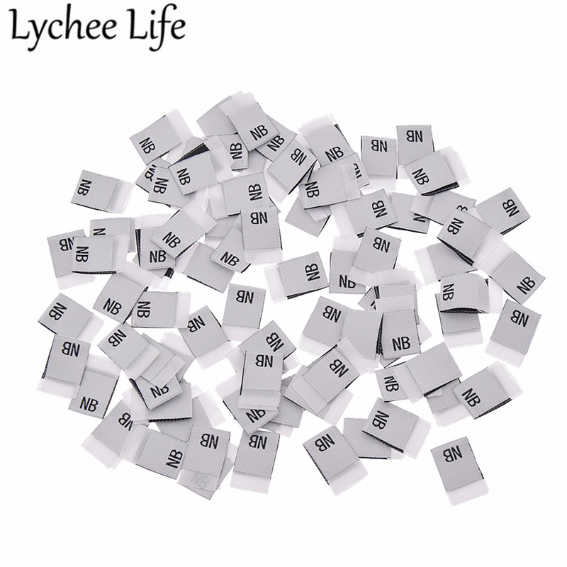 litchi liv 100 stk baby klær størrelse etikett polyester brev trykte etiketter håndlaget diy klær sy stoff tilbehør: Nb
