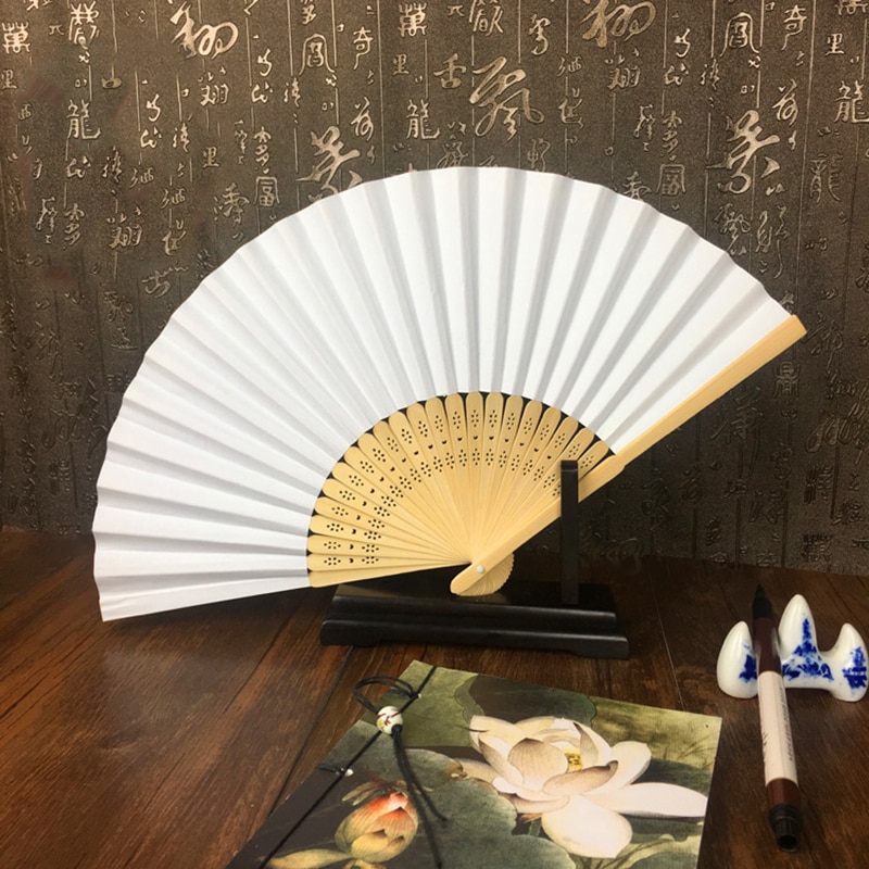 Træ papir vifte foldning 50 stk/parti hvidt folde papir hånd vifte bryllupsfest favoriserer 21cm( hvide) ensfarvet