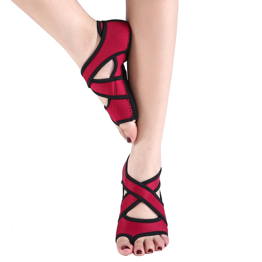 Yoga Shoes Women Gym Socks Stretch Flat Soft Non-Slip Indoor Pilates Ballet Dance Fitness Training Accessories: Red / S