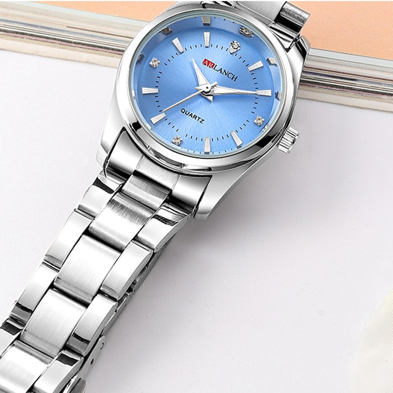 Kleine Horloge Voor Vrouwen Armband Horloge Dame Luxe Diamant Jurk Quartz Klok Mode Zilver Stalen Band Waterdicht Horloges