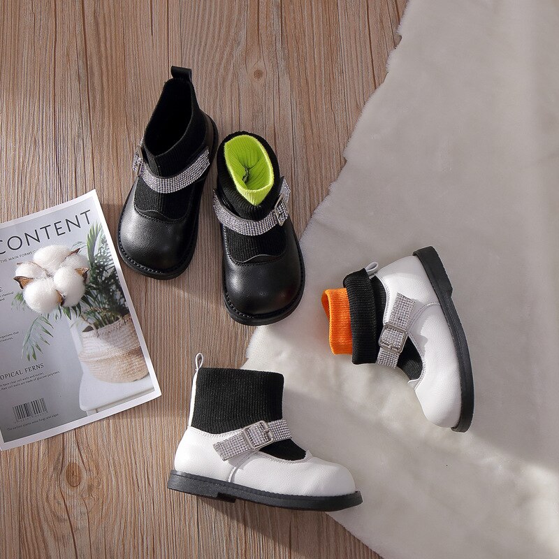 Bambino Martin Stivali Ragazze di Inverno Scarpe Per Bambini Stivali di Cuoio DELL'UNITÀ di elaborazione Del Bambino Brevi Caricamenti Del Sistema di set di piedi nero bianco SGF092