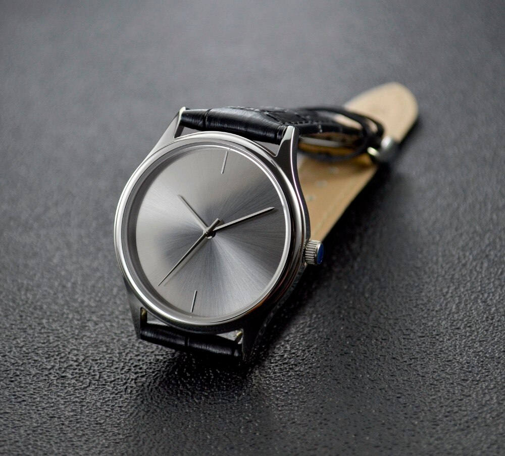 Minimalist watch Sunray Dial Worldwide