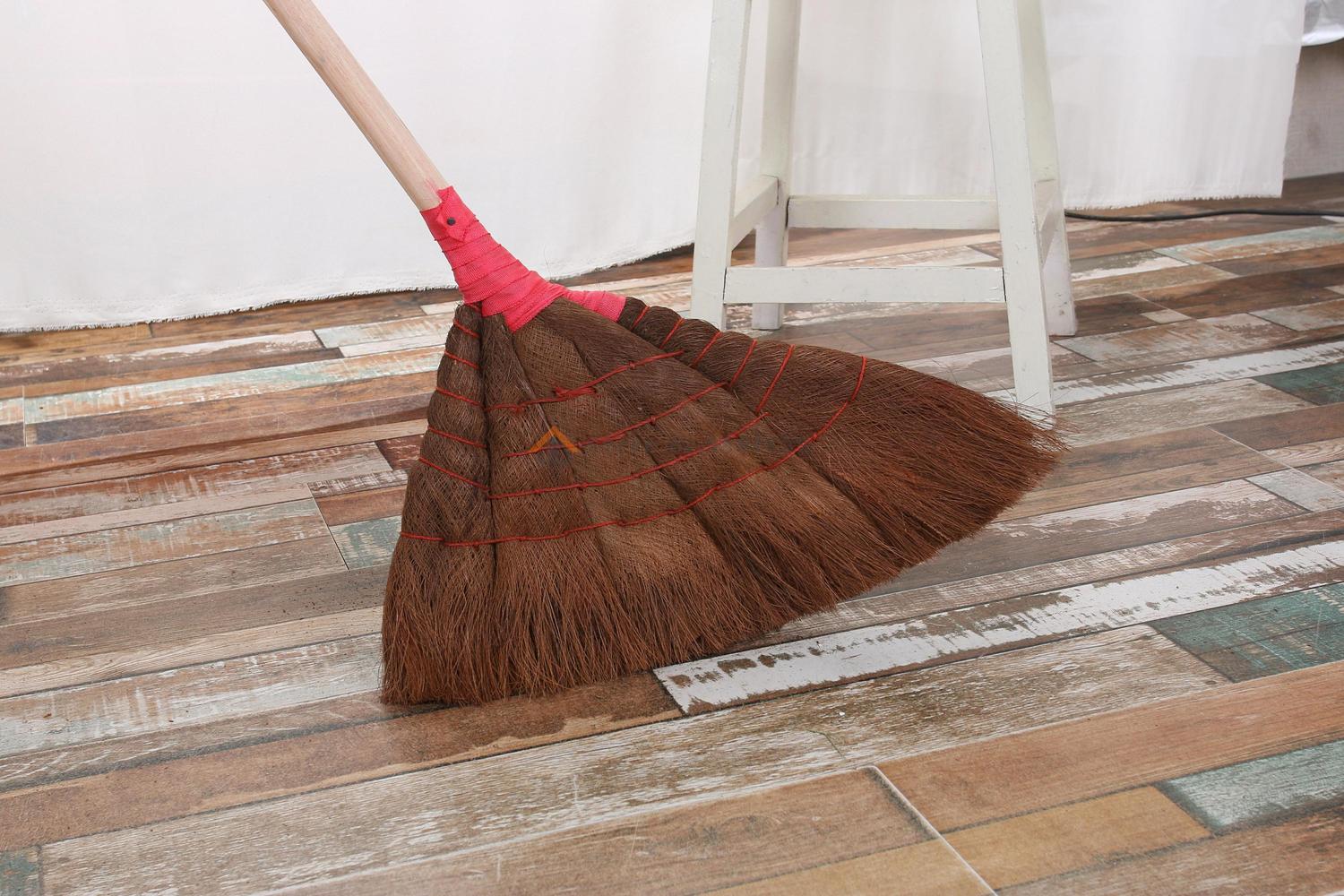 Factory Direct Pure Brown Handmade Brown Hair Broom Broom Sweeping Floor Broom Thick Brown Sweep: a
