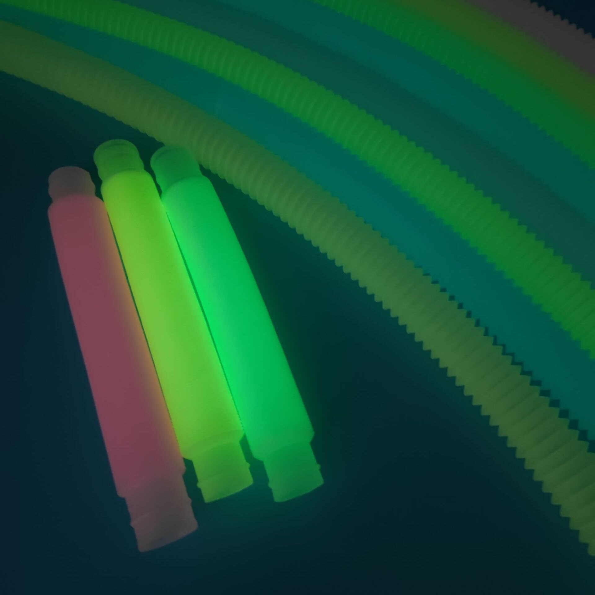 Fuelle de tubo de plástico estirado de Color fluorescente luminoso, tubo de ventilación POP DIY para aliviar el estrés, juguete sensorial inquieto