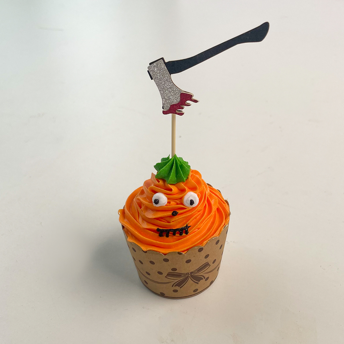 Sztuczny babeczka, fałszywy ekspozytor na ciasto, imitacja ciasta, dekoracje, symulacja realistycznej babeczki, plastikowy Model ciasta, sztuczne pieczone jedzenie.: Ciemny khaki