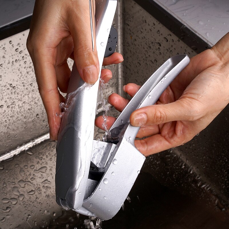 Manual Garlic Press Mincer 2 in 1 Garlic Clasp Chopper Slicer Multifunctional Hand Garlic Grinding Grater Crusher Kitchen Tools