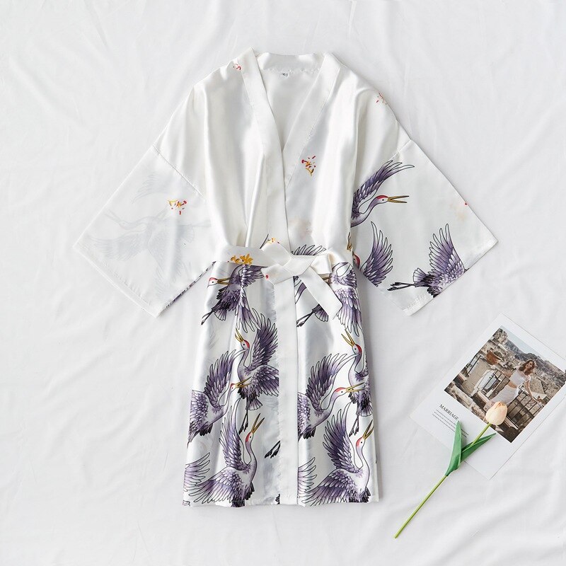 Mode Satijnen Gewaad Vrouwelijke Badjas Sexy peignoir femme Zijden Kimono Bruid kamerjas nachtkleding Nacht Groeien Voor Vrouwen
