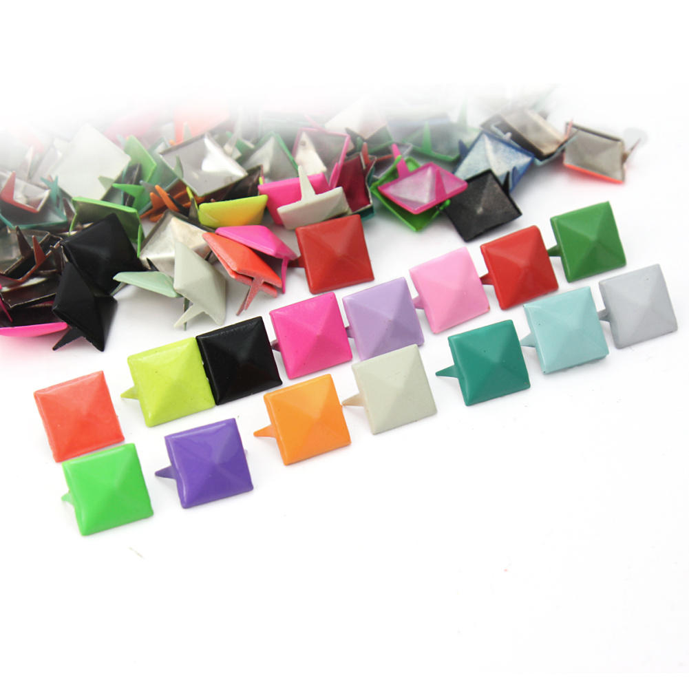 100 Stck DIY Punk Pyramide Nieten Bunte Nailheads Für Kleidung Schuhe Taschen Dekoration