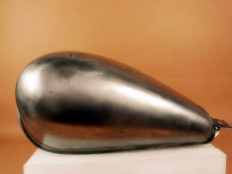 DIY Tanks 9L Motorcycle Bare Metal Fuel Tanks Motorbike Scooter Retro Raw metal Oil Tank