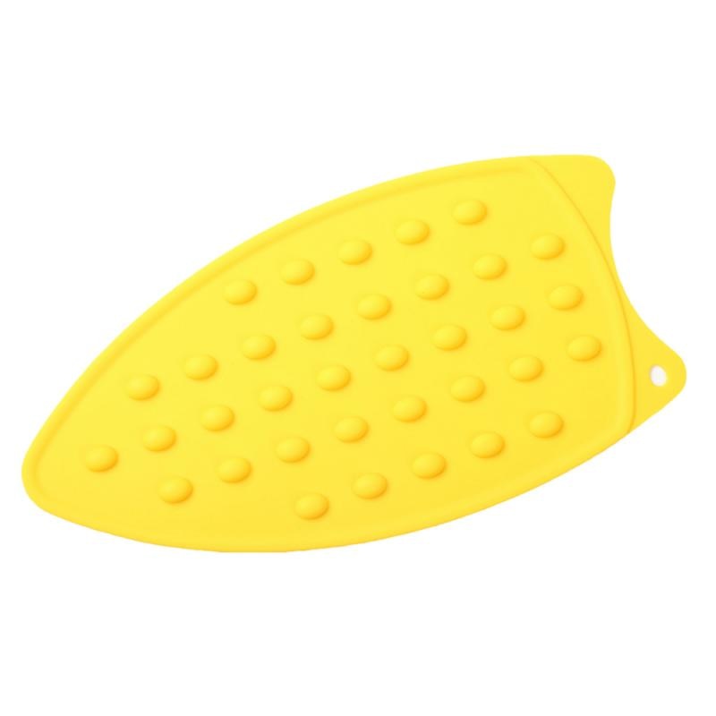 Table Decoration Iron Pad Ironing Board Heat Resistant Iron Mat Dotted Table Mat Portable Silicone Iron Rest Pad Placemat: 02