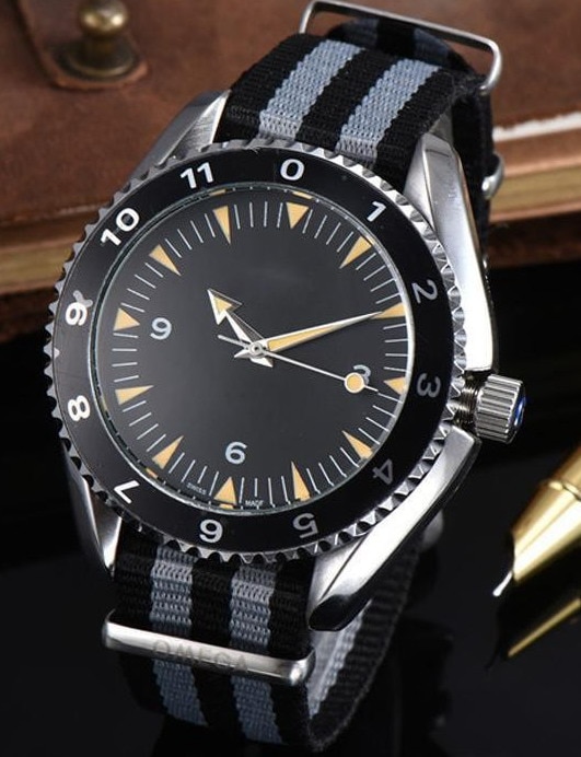 classique hommes automatique mécanique montres James Bond 007 Spectre Sport en acier inoxydable toile montre-bracelet en verre retour: Canvas