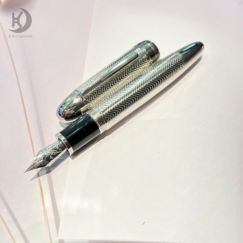 JD 129 pluma de lujo con punta de iridio y convertidor de tinta, plumas estilográficas de caligrafía de Metal con Clip plateado dorado grande de primera para recuerdo: Rojo