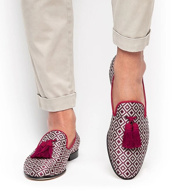 Zapatos de tacón bajo con flecos para hombre, calzado de vestir, zapatos Brogue, botines de primavera, Vintage, clásico, informal, YK400