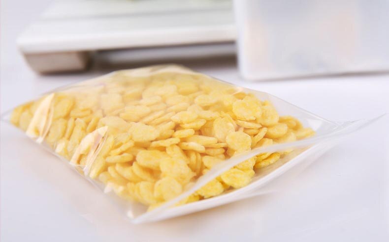 Brand Deli 3029 Thick plastic ziplock bags 10 # (24*34CM) 100PCS Layer thickness: 4um