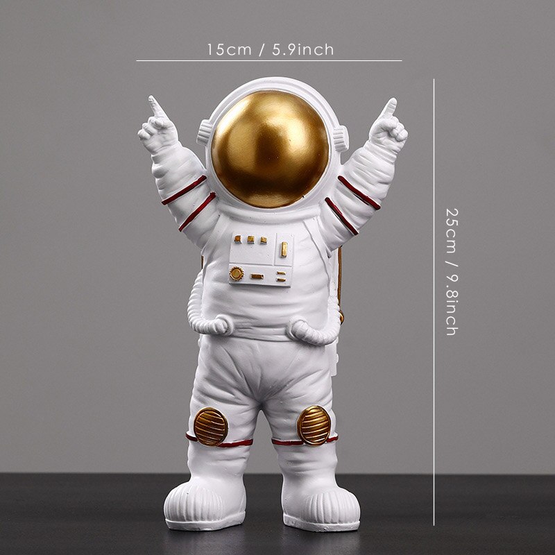 Resin Astronaut Figurines Spaceman With Moon Sculpture Decorative Miniatures Cosmonaut Statues For Man & Boyfriend: K