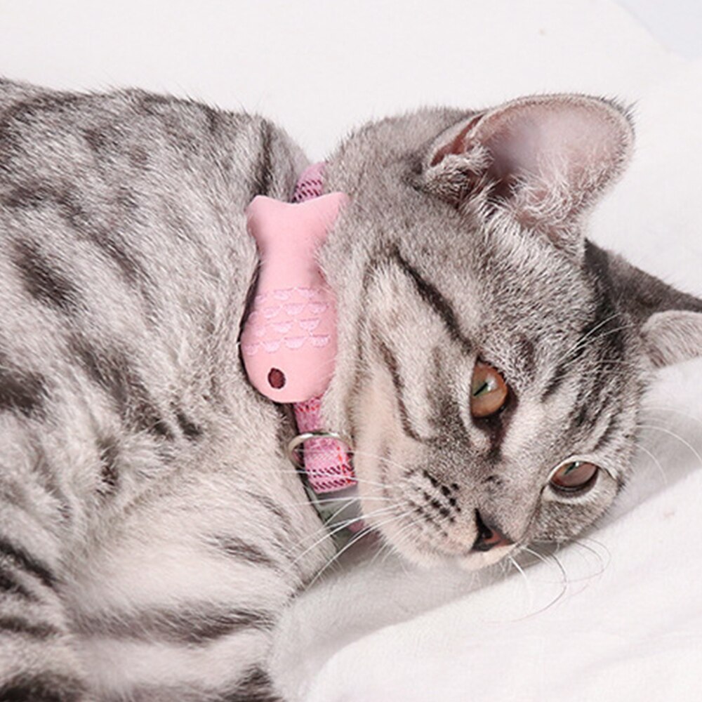 1Pcs Huisdier Ketting Kat Kraag Met Vis Leuke Plaid Kat Halsband Nekkoord Verstelbare Gesp Kitten Puppy Pet accessoires