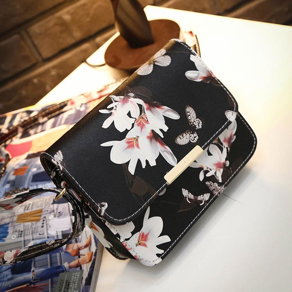 &40Women Floral leather Hand Bag Shoulder Bag Satchel Handbag Retro Messenger Bag Black Sling Bags For Women Purses And Handbags