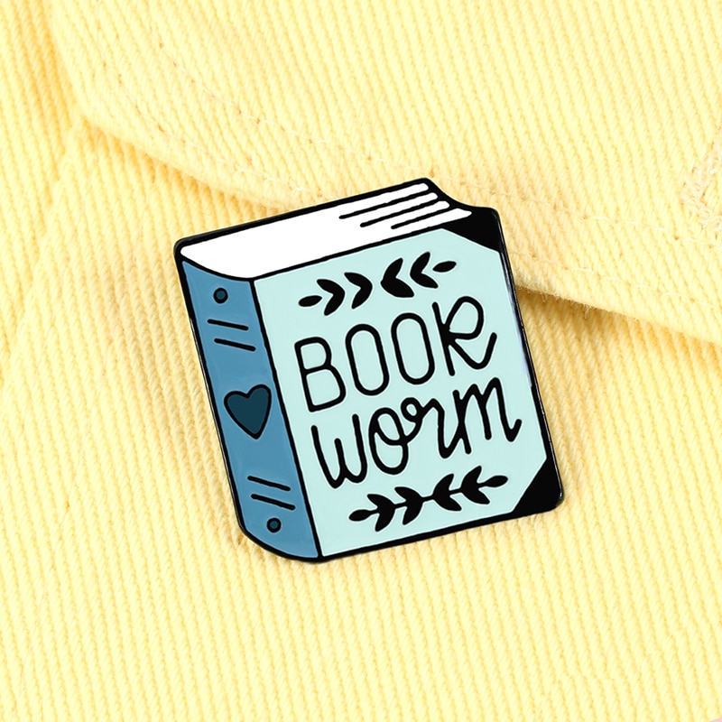 Lesen Buch Broschen Karikatur Magie Emaille Stifte für Bücherwurm Modeschmuck Schüler Literarischen Liebhaber Denim Rucksack Legierung Abzeichen