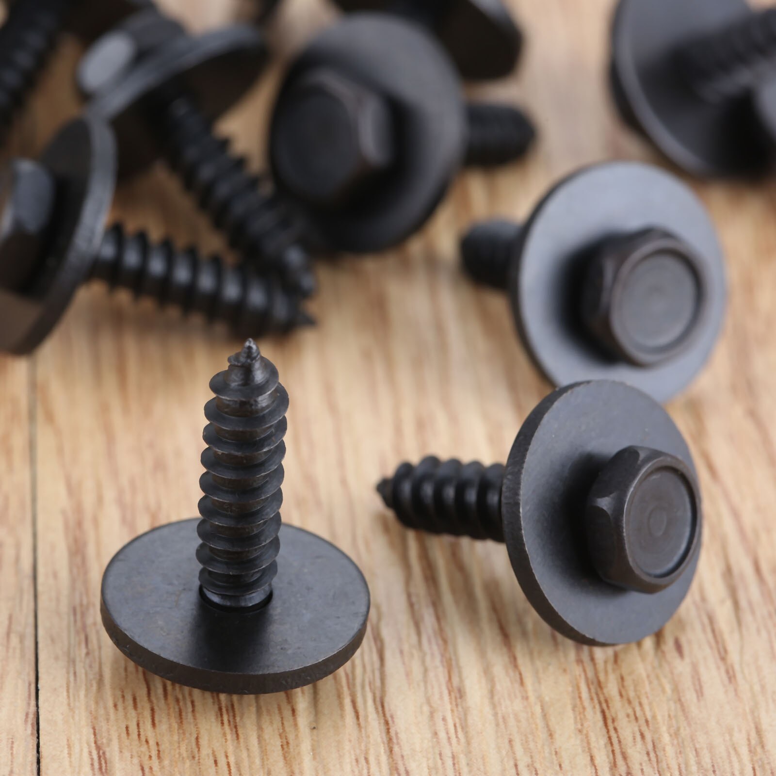 20 pces universal carro auto-rosqueamento parafusos 4.7mm x 17mm cativo arruela solta 8mm hex cabeça grampos de fixação preto