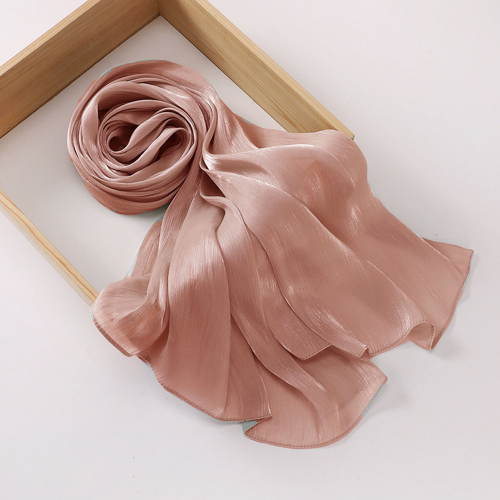 Shimmershawl Zijden Hijab Sjaal Ademend Cool Island Satijn Medine Zijden Sluier Moslim Hijab Glanzende Zijden Sjaal Dames Sjaals Tippet: Dusty Kameel