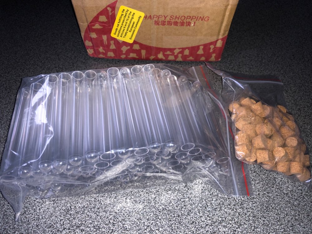 100 st/förpackning 12*60mm st 4ml rundbottnat plastprovrör med kork bröllop hård transparent flaska lab