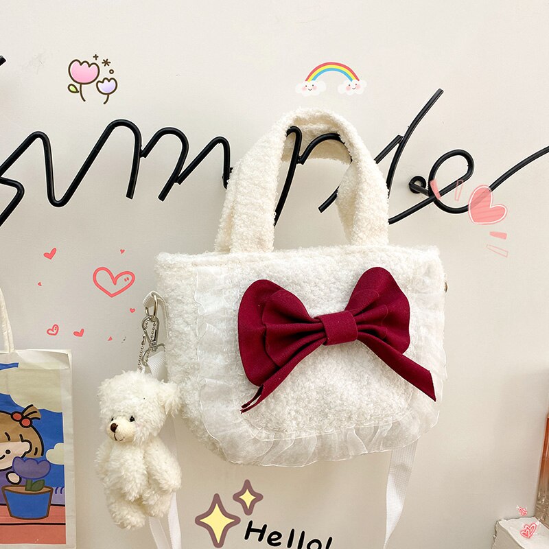 Design original 2021 marca design original macio meninas queda/inverno de pelúcia saco borboleta menina sistema loli artesanal saco ombro: White-pendant2