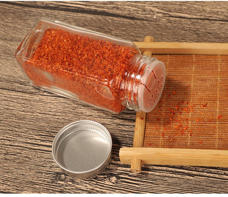 Kitchen glass seasoning bottle sprinkling seasoning jar seasoning box salt shaker moisture-proof seasoning bottle
