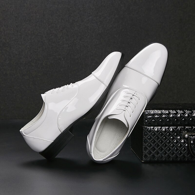 Misalwa extra maat 51 52 53 witte herenschoenen van pu-leer, britse oxford-bruidsschoenen, herenschoenen voor dagelijks gebruik en feestjes.