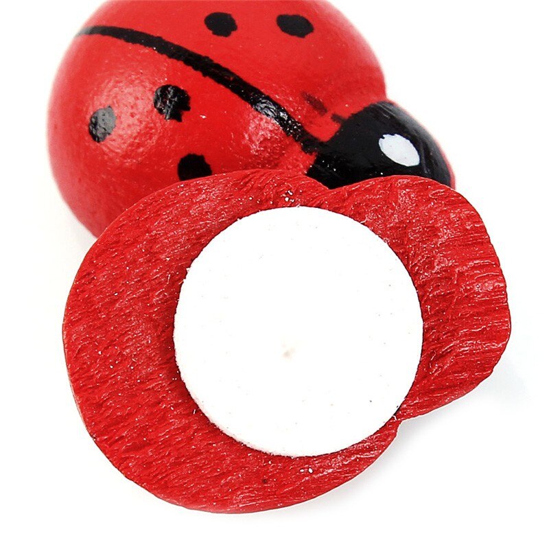 100 sztuk/paczka 1.4*0.9cm mini drewniane biedronka gąbka naklejki mini lodówka magnesy robić Scrapbooking mikro element dekoracji krajobrazu dekoracje