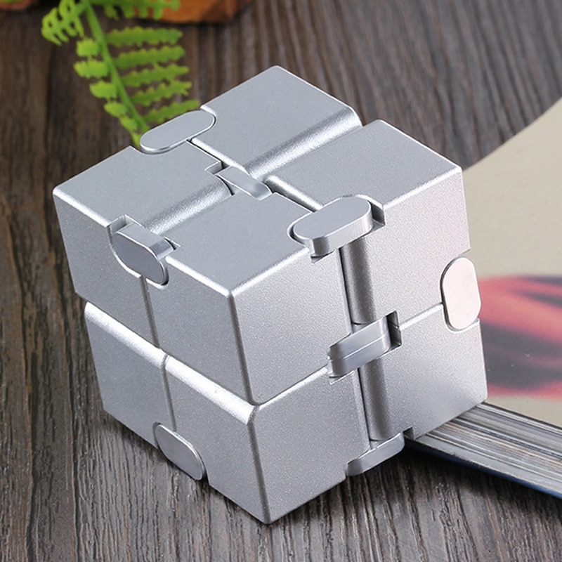 Stress Relief Speelgoed Premium Metal Infinity Cube Draagbare Decompresses Ontspannen Speelgoed Voor Kinderen Volwassenen