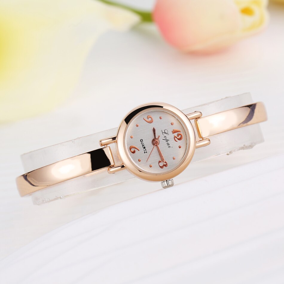 Lvpai Top Luxe Horloge Vrouwen Jurk Armband Horloge Mode Kristal Quartz Horloge Classic Gold Dames Horloge