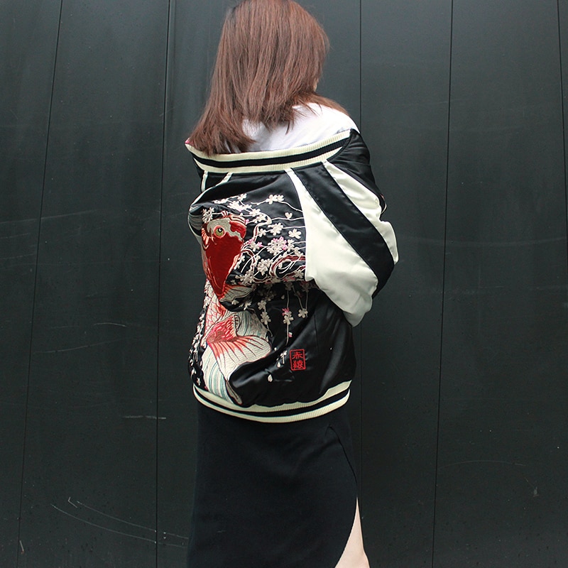 Veste de baseball de luxe pour les femmes et les hommes printemps automne vent chinois Sakura Koi brodé vestes Harajuku