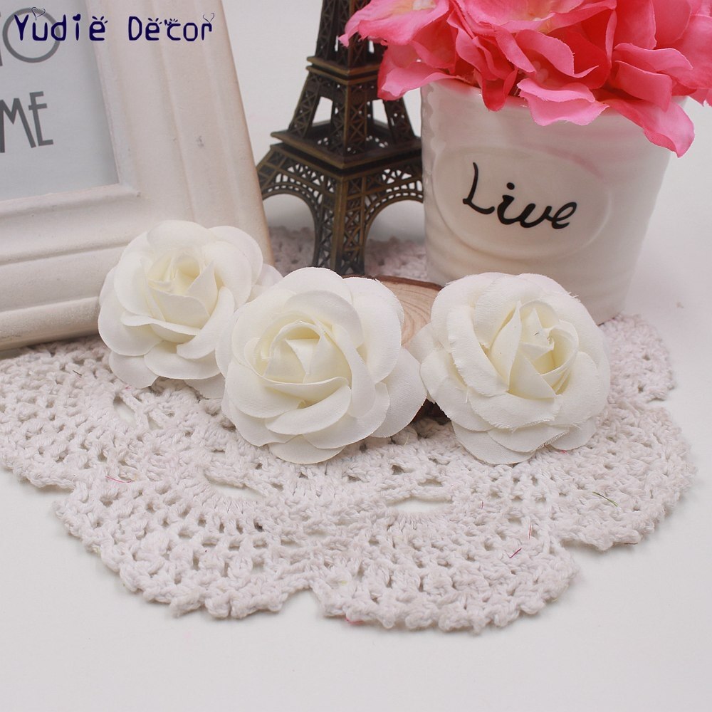 10 Stks 5 cm Zachte Zijde Mooie Rose Voor Bruiloft Thuis Kerst Decoratie Kunstmatige Fowers Craft DIY Hoeden Kleding Accessoires: WHITE