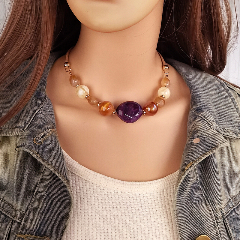 Kralenketting met hartje met diamantjes in goud | Yours Clothing