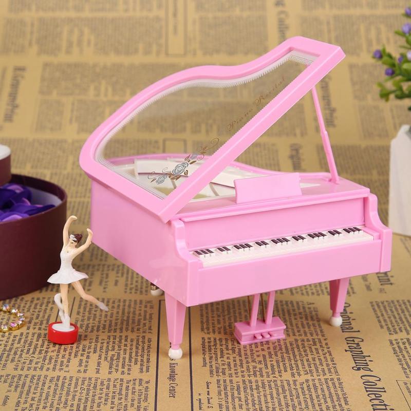 Heart Shape Dancing Ballerina Music Box Plastic Jewellery Box Girls Carousel Hand Crank Music Box Mechanism year