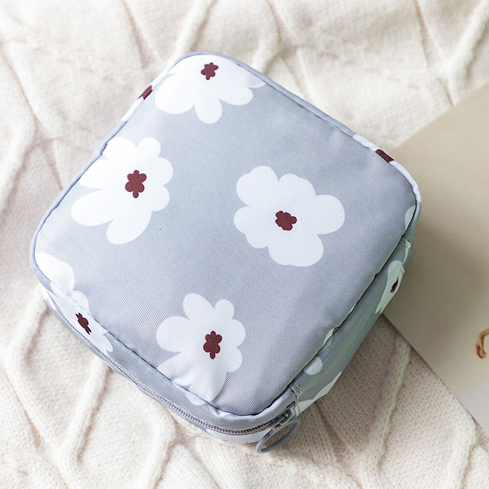 Portable Fabric Large Capacity Sanitary Towel Napkin Pad Tampon Purse Bag Organizer Pouch Girls Feminine Hygiene Pad Storage: A-3
