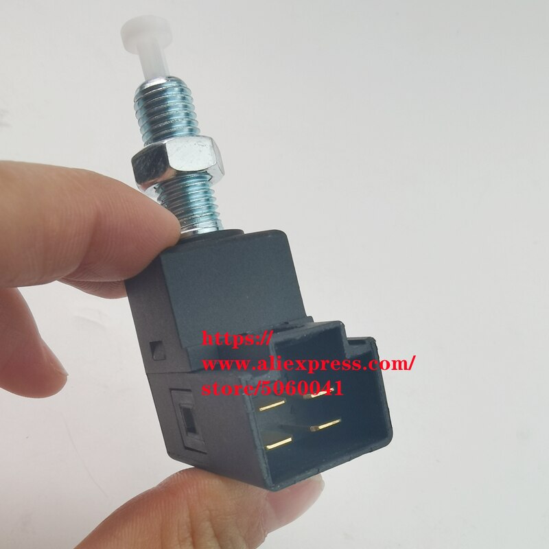 Brake light switch/sensor for CHANGAN CS35 CS75 Foot brake switch 3504110-M01 3504110-W02