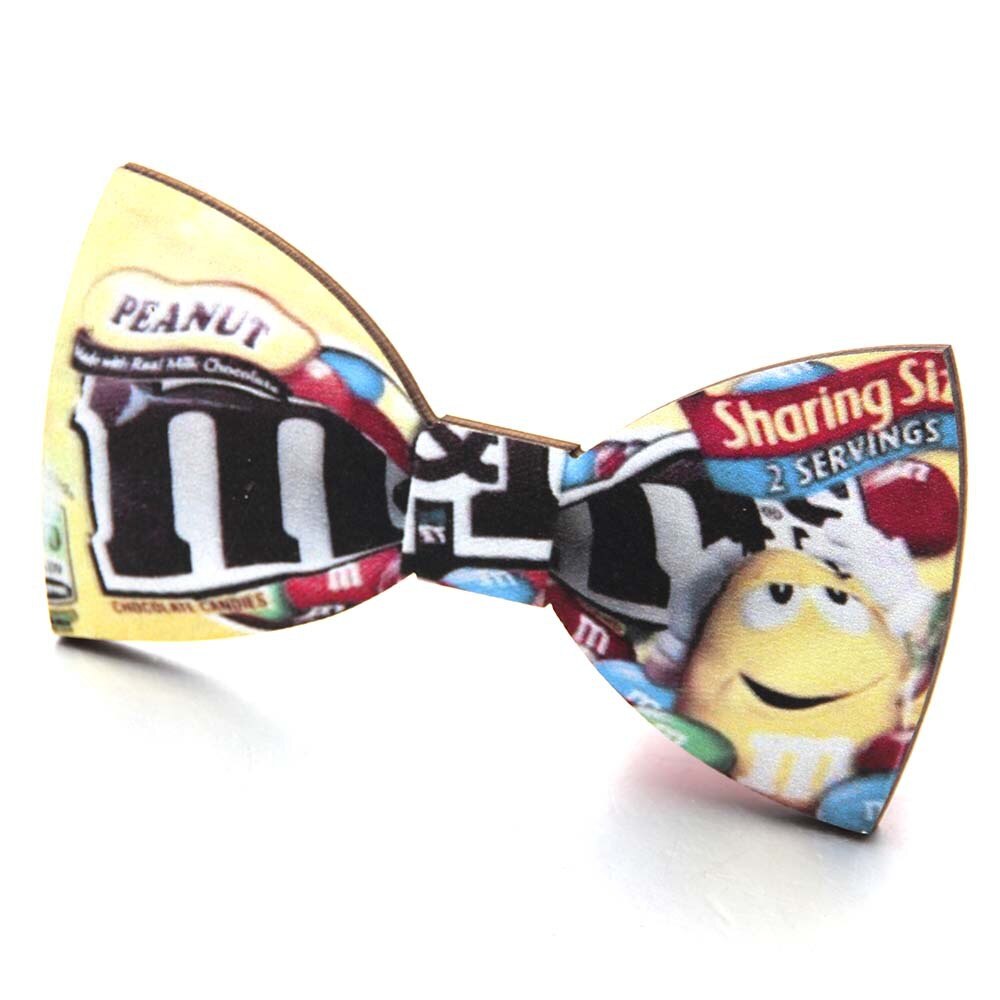 Wooden bow tie bow tie pattern